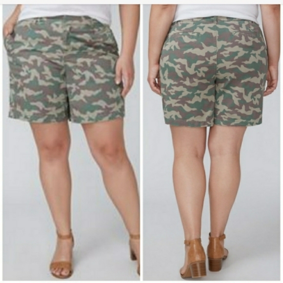 Lane Bryant Camo Print Girlfriend Shorts - Picture 2 of 4